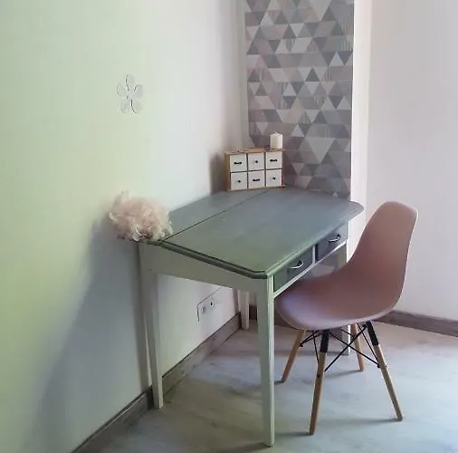 Parenthese En Mayenne Montenay